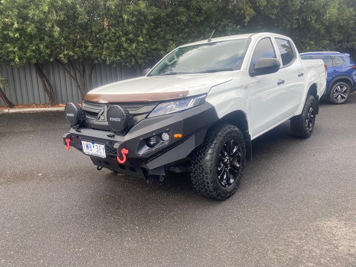 2022 Mitsubishi Triton GLX