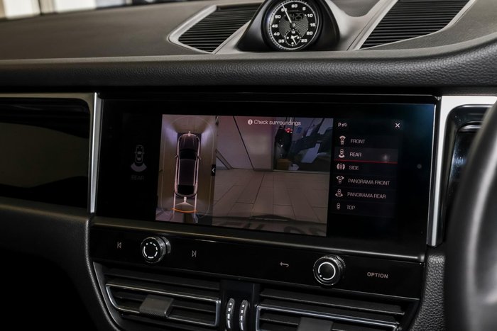 2023 Porsche Macan S