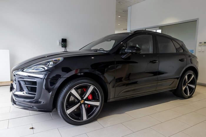 2023 Porsche Macan S