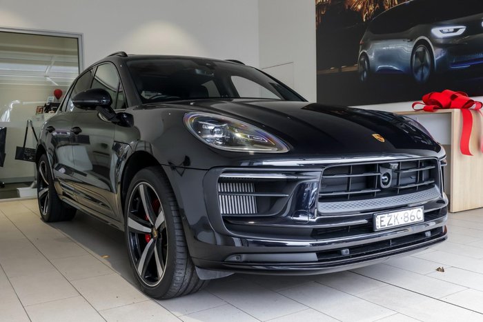 2023 Porsche Macan S