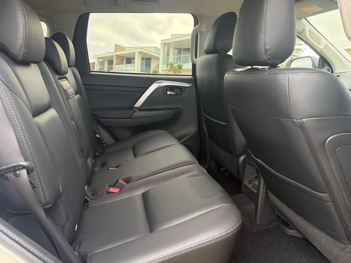 2024 Mitsubishi Pajero Sport Exceed