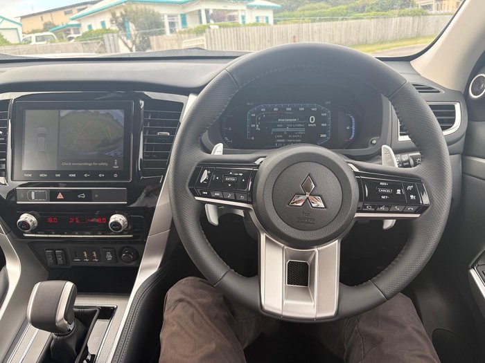 2024 Mitsubishi Pajero Sport Exceed