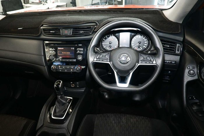 2019 Nissan X-TRAIL ST