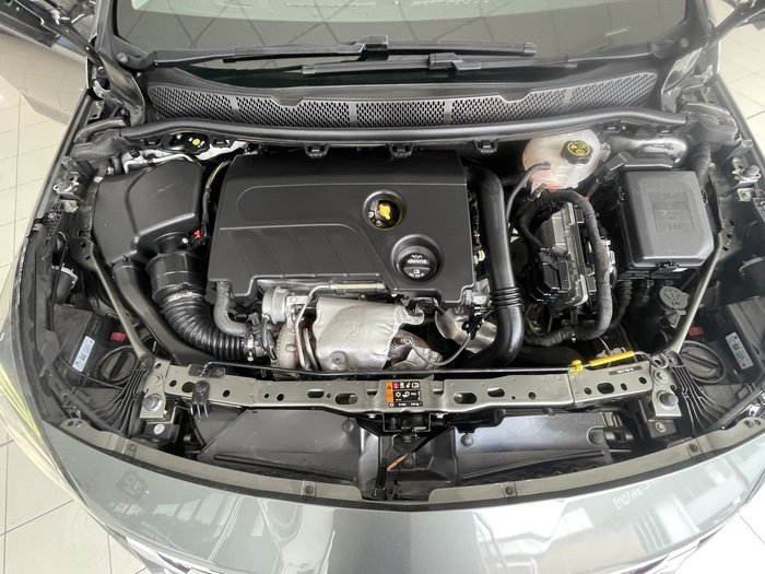 2019 Holden Astra RS