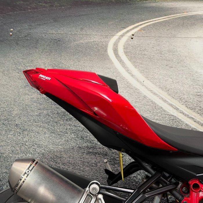 2013 DUCATI STREETFIGHTER 848 Red