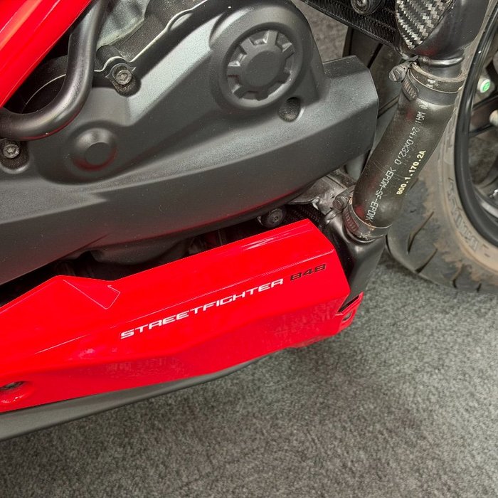 2013 DUCATI STREETFIGHTER 848 Red