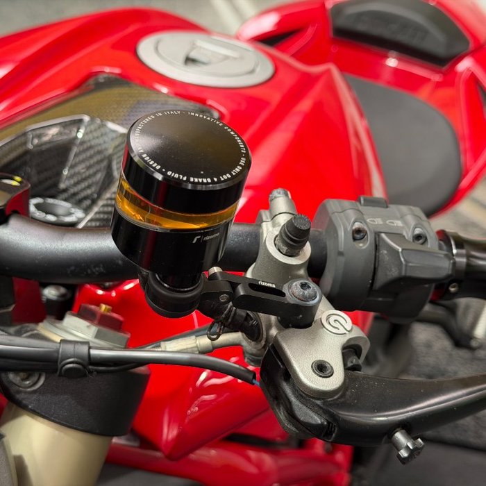 2013 DUCATI STREETFIGHTER 848 Red