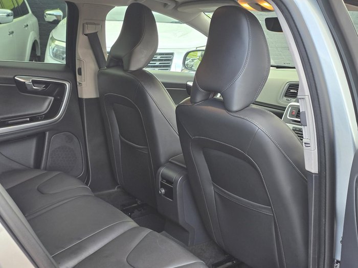 2017 Volvo V60 D4 Luxury