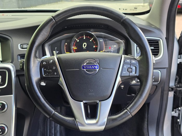 2017 Volvo V60 D4 Luxury