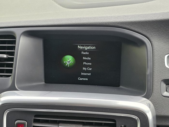 2017 Volvo V60 D4 Luxury MY17 Silver