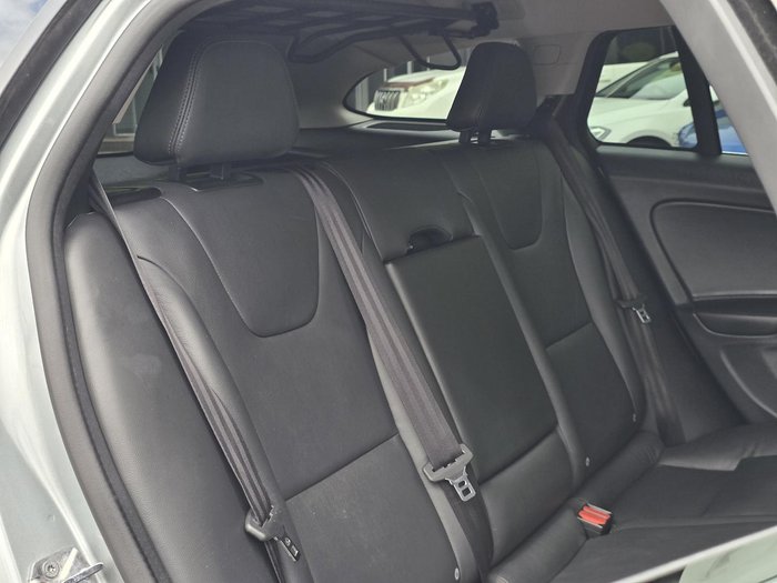 2017 Volvo V60 D4 Luxury MY17 Silver