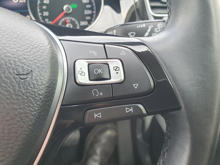 2017 Volkswagen Golf 110TSI Highline 7 MY17 Pure White