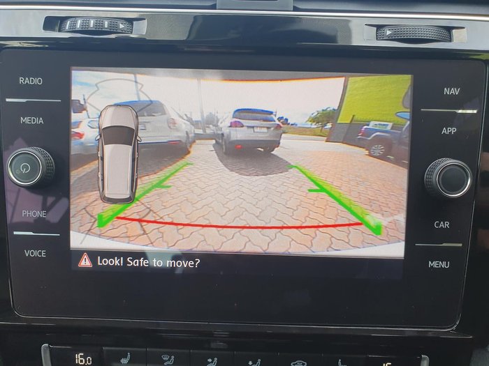 2017 Volkswagen Golf 110TSI Highline 7 MY17 Pure White