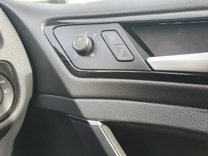 2017 Volkswagen Golf 110TSI Highline 7 MY17 Pure White