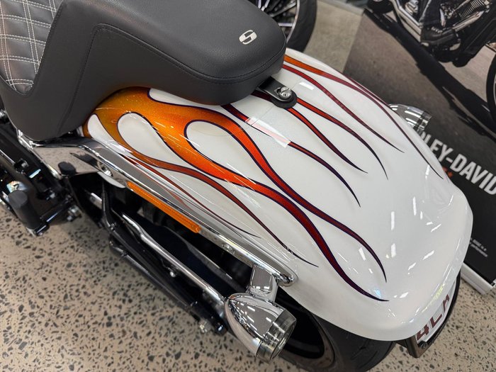 2023 Harley-Davidson Breakout 117 (FXBR) Softail White