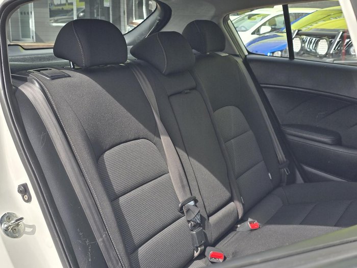 2018 Kia Cerato S YD MY18 WHITE