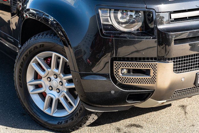 2022 Land Rover Defender 110 D300 X