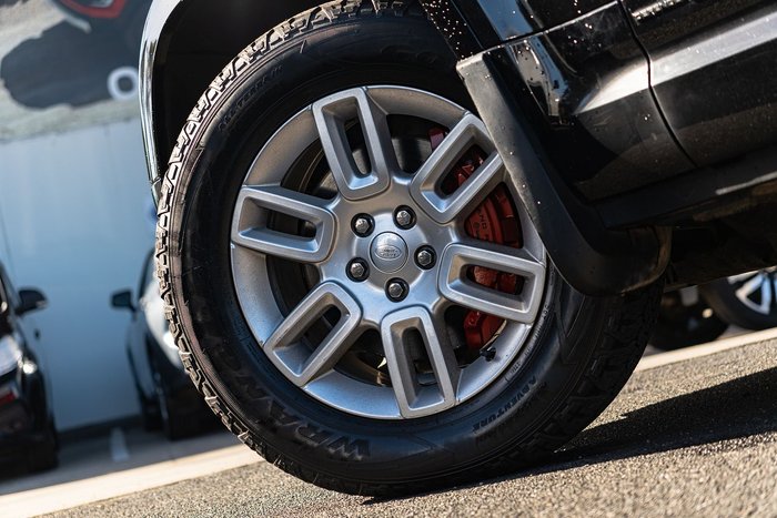 2022 Land Rover Defender 110 D300 X