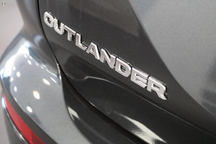 2026 Mitsubishi Outlander LS