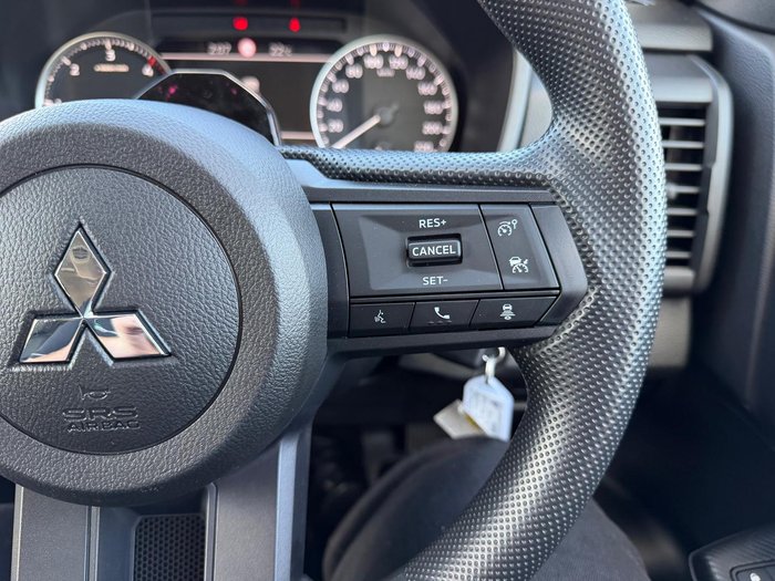 2026 Mitsubishi Triton GLX+