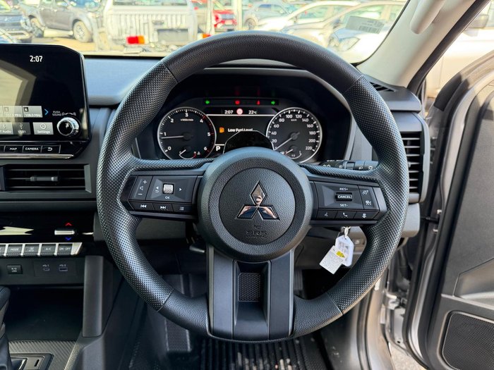 2026 Mitsubishi Triton GLX+
