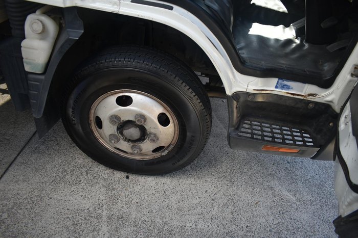 2017 Fuso Canter 615 White