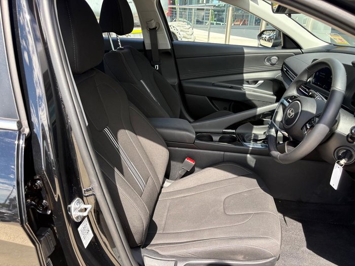 2025 Hyundai i30 Hybrid