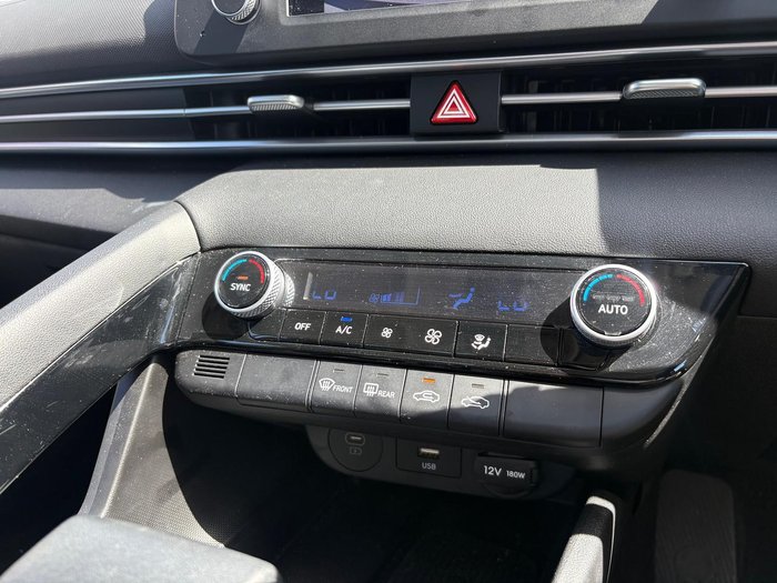 2025 Hyundai i30 Hybrid