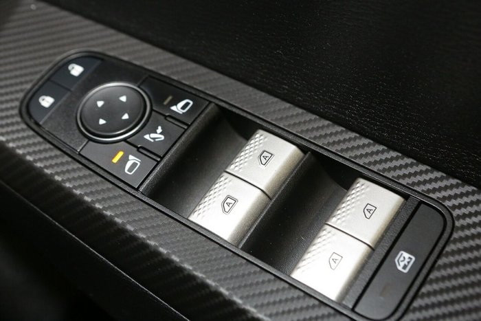 2022 Mitsubishi Outlander LS