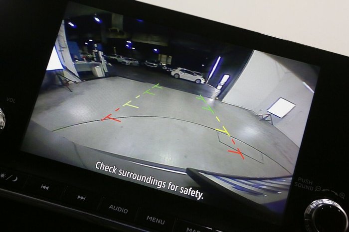 2022 Mitsubishi Outlander LS