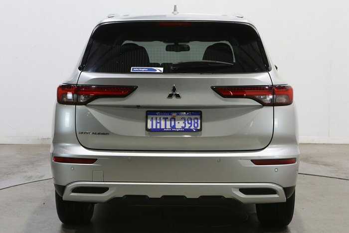 2022 Mitsubishi Outlander LS