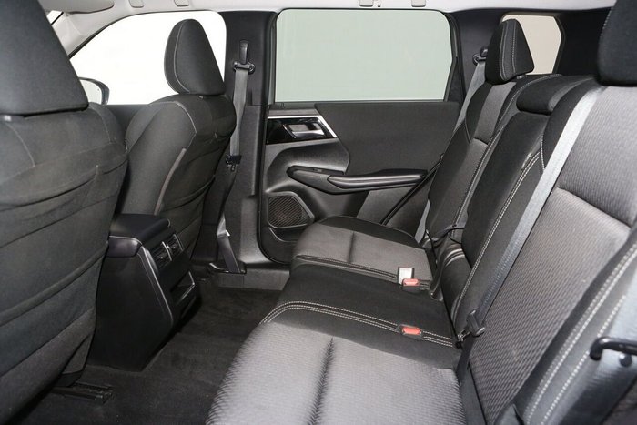 2022 Mitsubishi Outlander LS