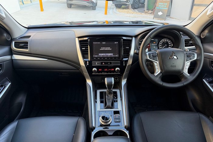 2022 Mitsubishi Pajero Sport GLS