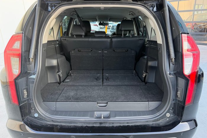 2022 Mitsubishi Pajero Sport GLS