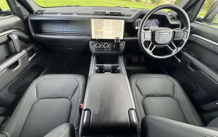 2025 Land Rover Defender 110 D350 X-Dynamic HSE