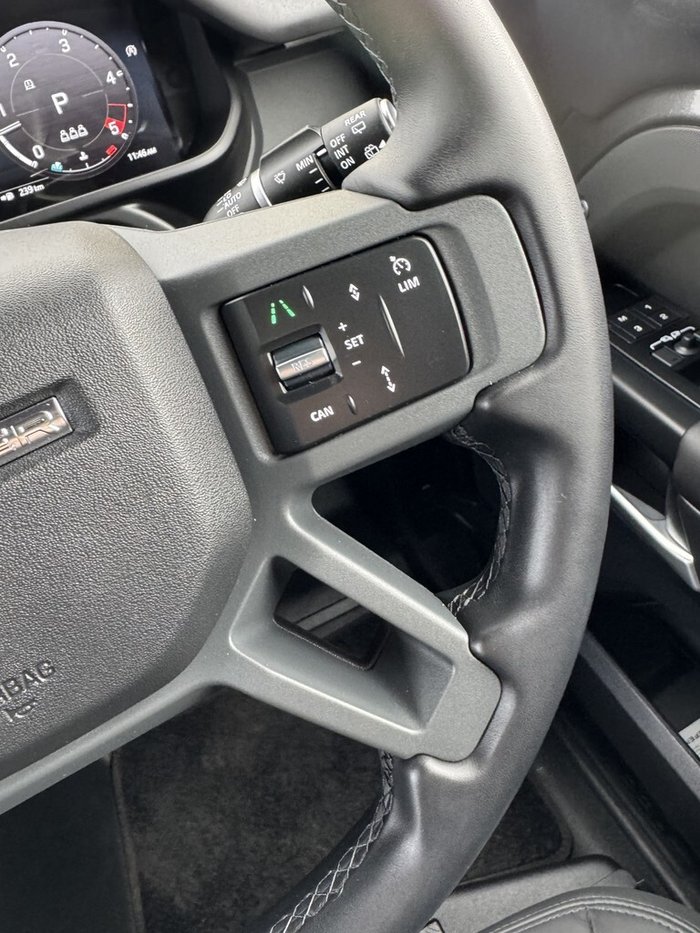 2025 Land Rover Defender 110 D350 X-Dynamic HSE