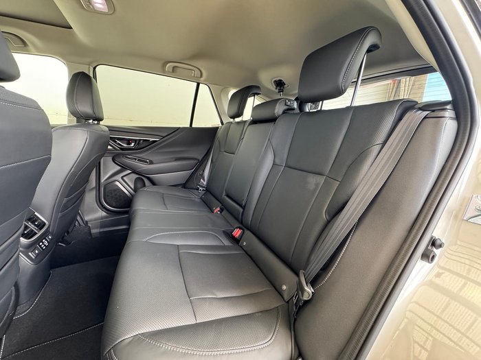 2025 Subaru Outback AWD Touring