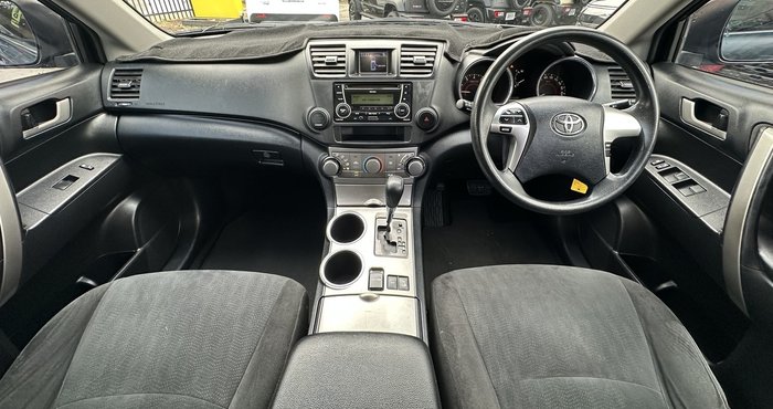 2013 Toyota Kluger KX-R