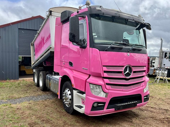 2018 Mercedes-Benz Actros 2658LS PINK
