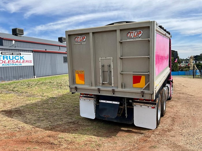 2018 Mercedes-Benz Actros 2658LS PINK