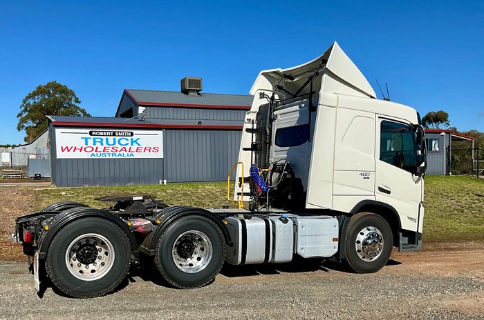 2022 Volvo Fm Series FM11 WHITE