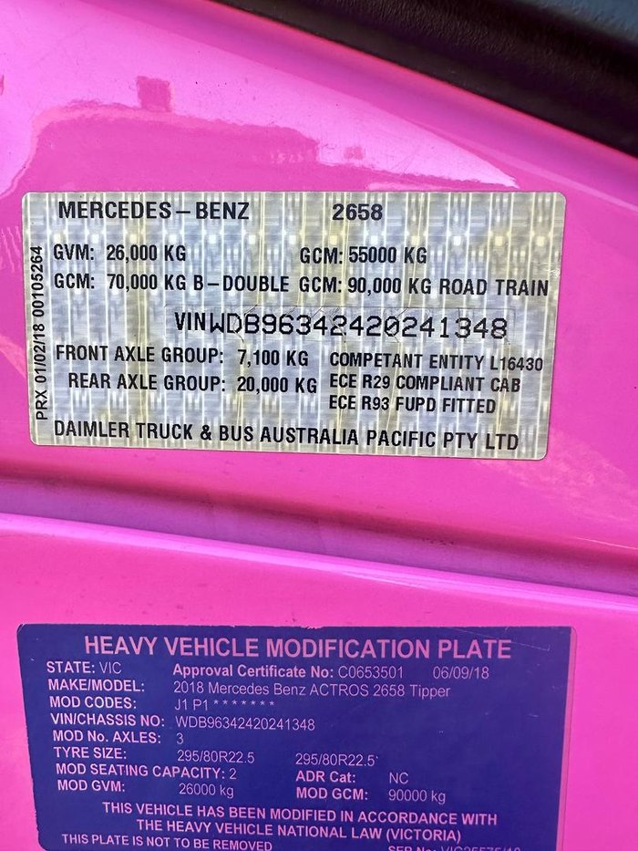 2018 Mercedes-Benz Actros 2658LS PINK