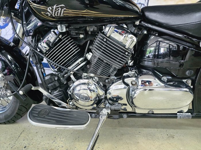 2018 Yamaha XVS650 V-STAR CUSTOM BLACK