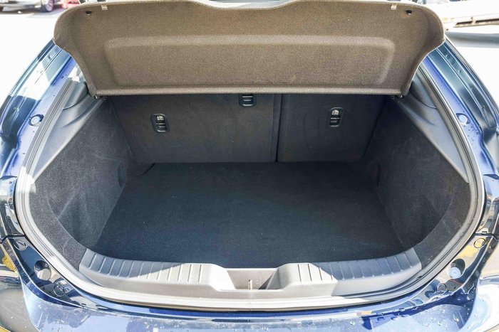 2025 Mazda 3 G20 Pure