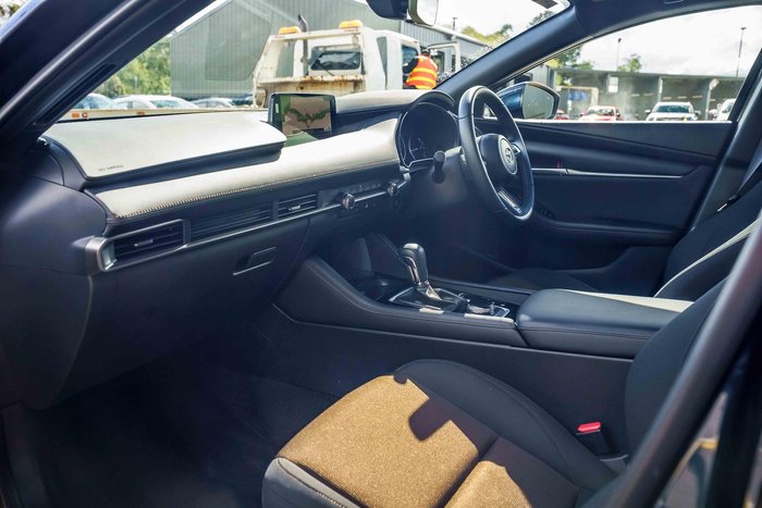2025 Mazda 3 G20 Pure