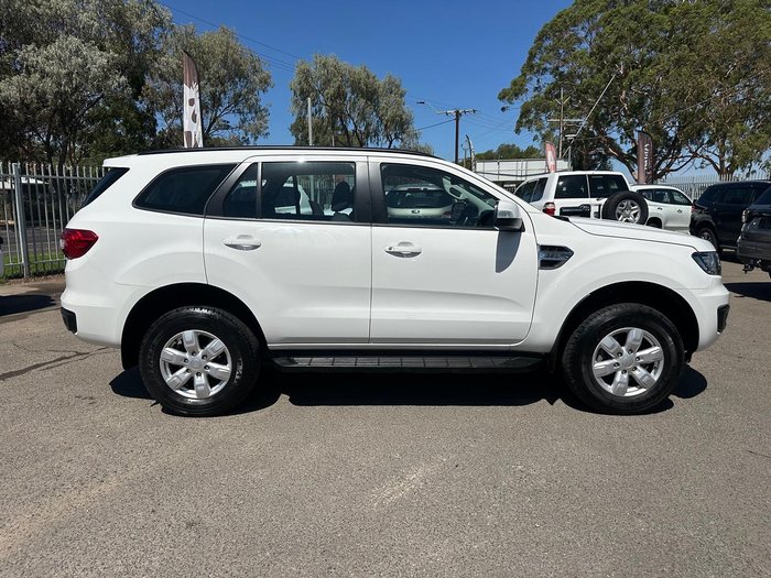 2022 Ford Everest Ambiente