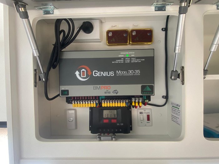 2016 Regent Discoverer 20'6