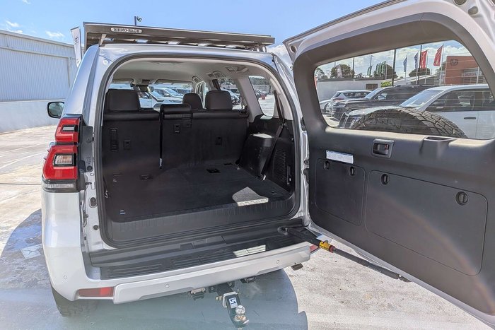 2022 Toyota Landcruiser Prado VX