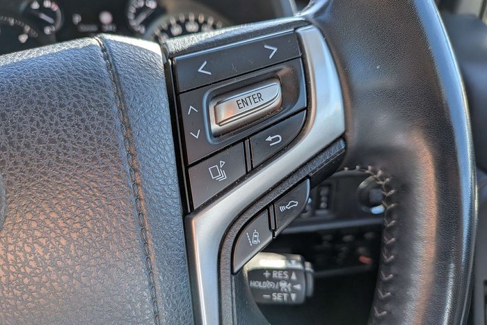 2022 Toyota Landcruiser Prado VX