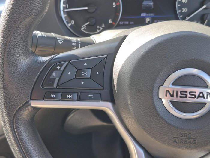 2021 Nissan Navara SL